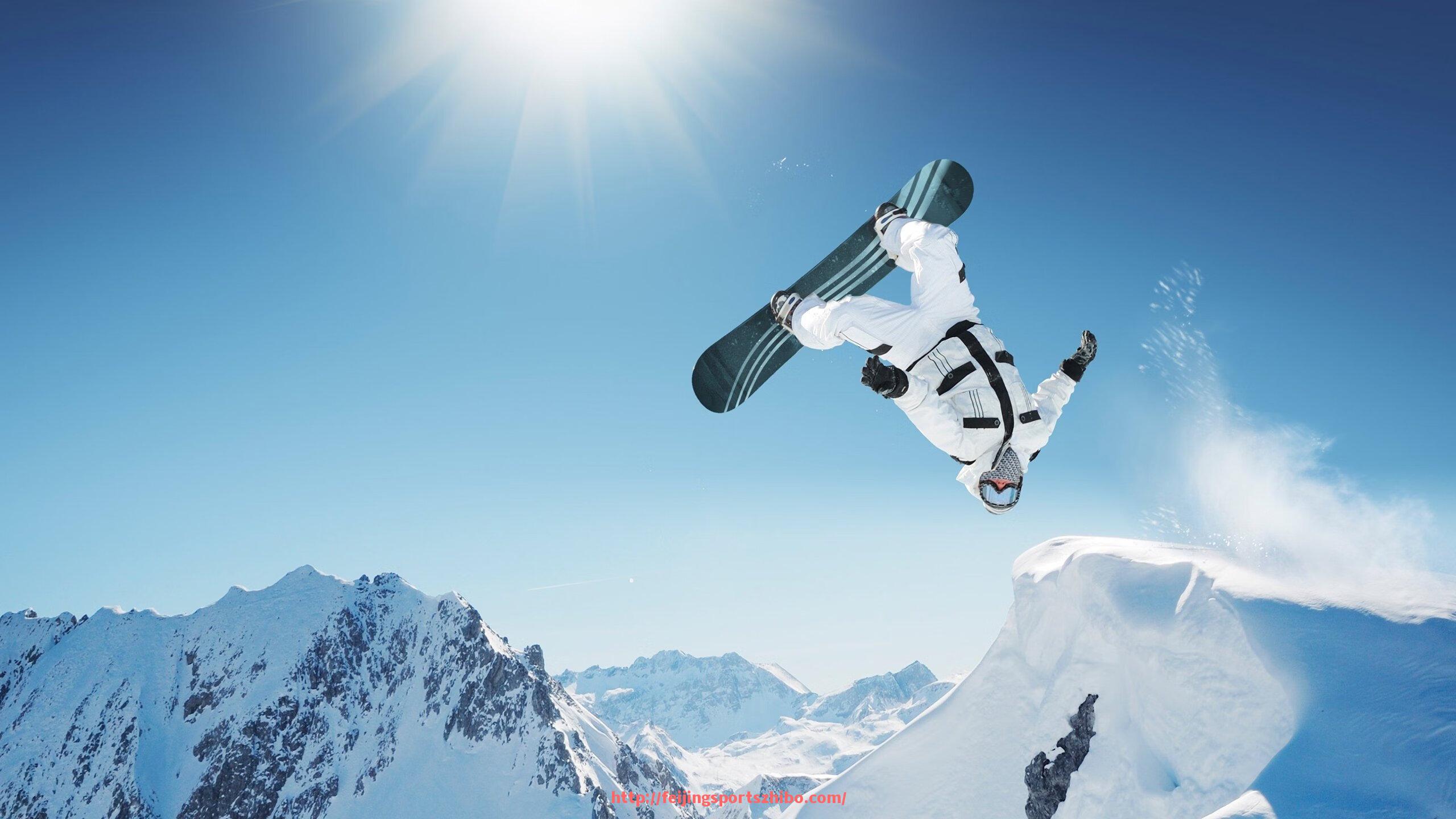 飞鲸体育直播-守门战术演变观察：从传统门将到现代“清道夫”型门将的转型